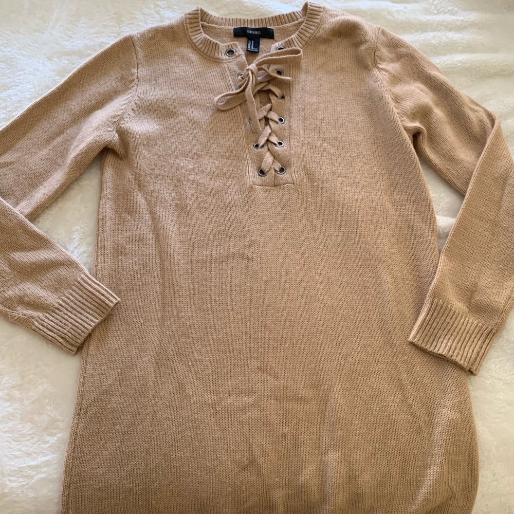 Long sleeved, tie up sweater